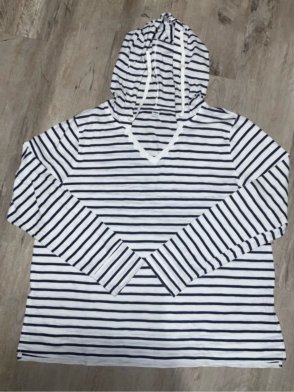 (Bin 15) Old Navy White and Navy Striped Hooded Top, Size XL